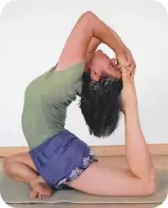 Workshop with Rachely Cheney, senior-junior advanced 1, certified Iyengar Yoga Instructor